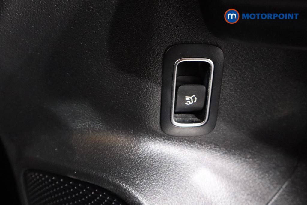 Used Mercedes-Benz GLB 2020 for sale - 77516726: Photo 29