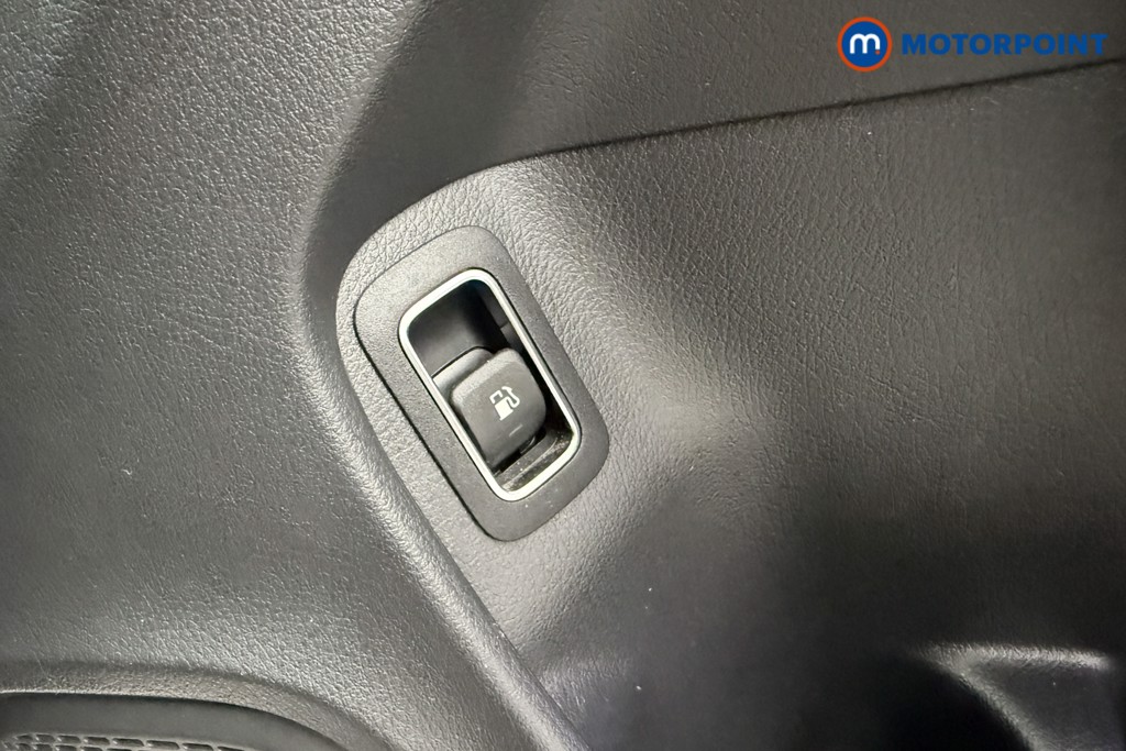 Used Mercedes-Benz CLA 2021 for sale - 77354777: Photo 37