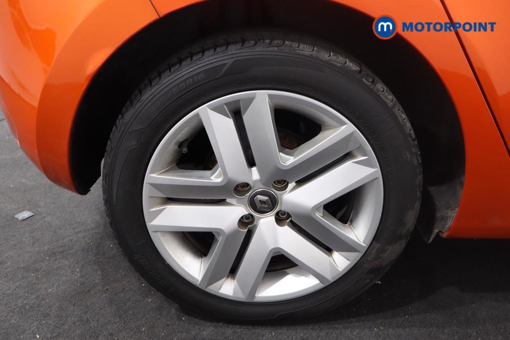 Used Renault Clio 2019 for sale - 76723363: Photo 21