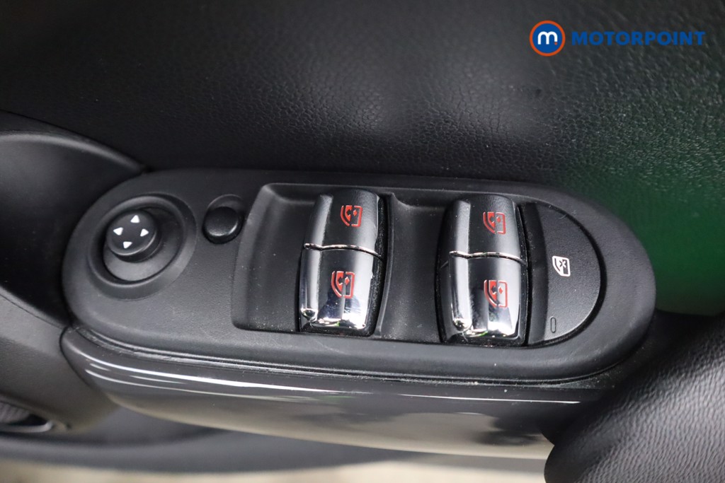 Used MINI Hatch 2019 for sale - 76892577: Photo 29