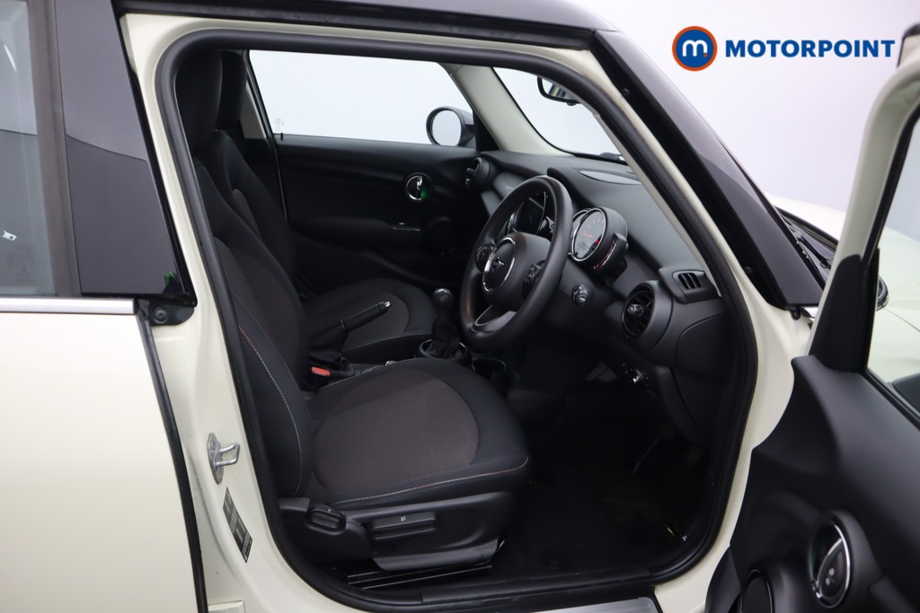 Used MINI Hatch 2019 for sale - 76892577: Photo 32