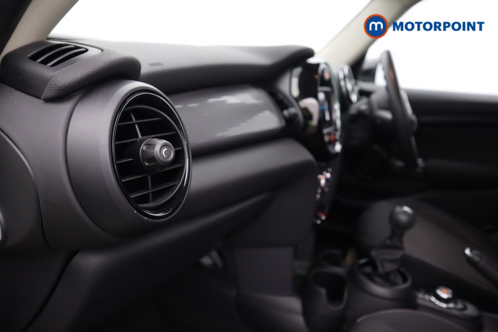 Used MINI Hatch 2019 for sale - 76892577: Photo 42