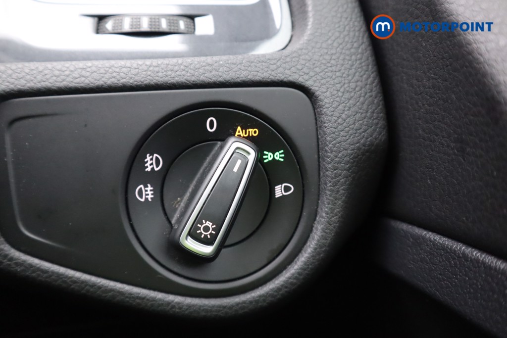 Used Volkswagen Golf 2019 for sale - 76278766: Photo 16