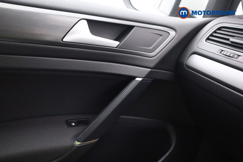 Used Volkswagen Golf 2019 for sale - 76278766: Photo 19