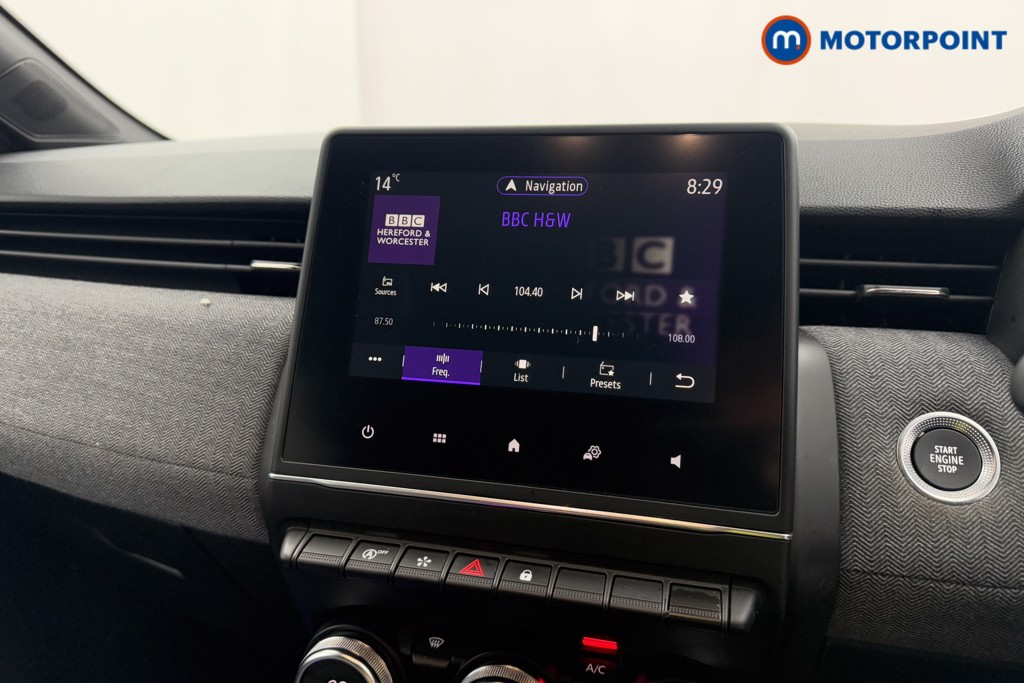 Used Renault Clio 2024 for sale - 77148918: Photo 16