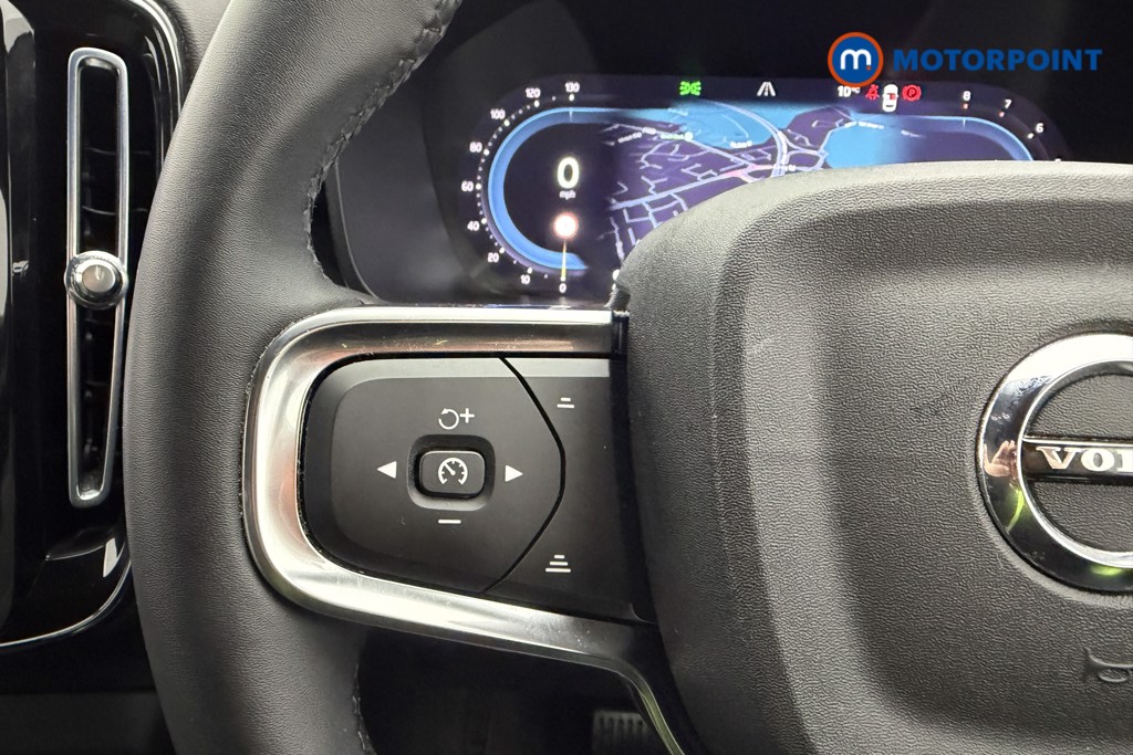 Used Volvo XC40 2023 for sale - 77615610: Photo 11