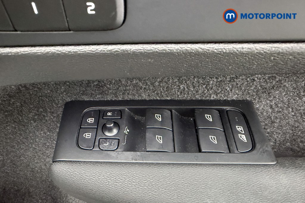 Used Volvo XC40 2023 for sale - 77615610: Photo 25