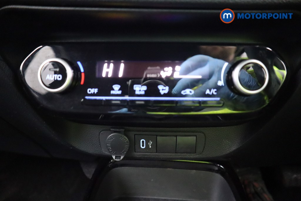 Used Toyota Aygo X 2024 for sale - 76636857: Photo 19