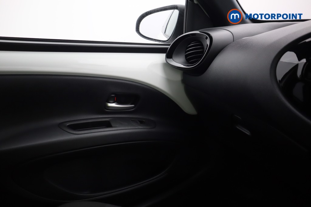 Used Toyota Aygo X 2024 for sale - 76636857: Photo 22