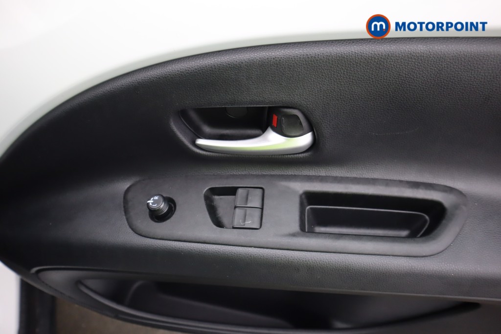 Used Toyota Aygo X 2024 for sale - 76636857: Photo 24