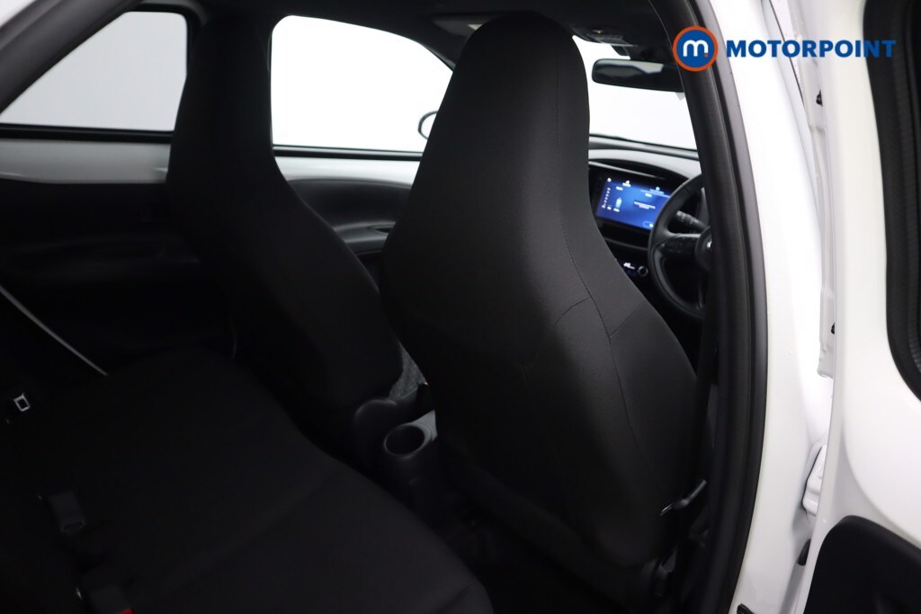 Used Toyota Aygo X 2024 for sale - 76636857: Photo 29