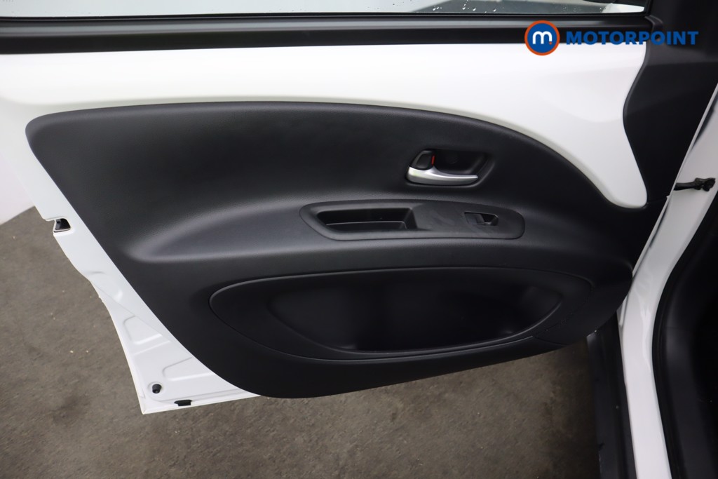 Used Toyota Aygo X 2024 for sale - 76636857: Photo 37