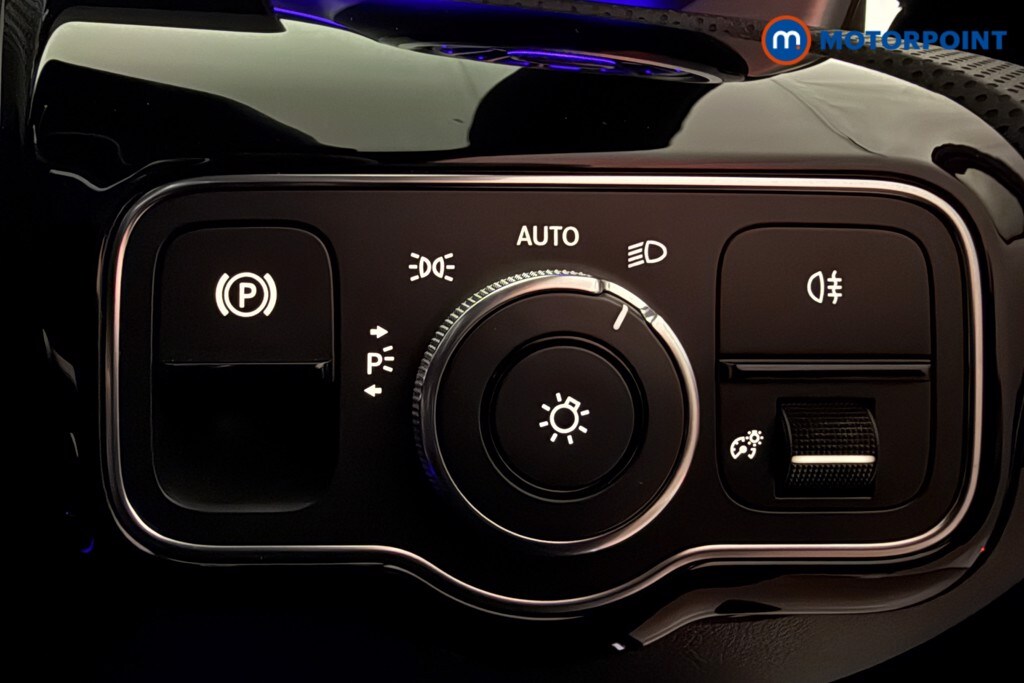 Used Mercedes-Benz A-Class 2020 for sale - 77450727: Photo 30