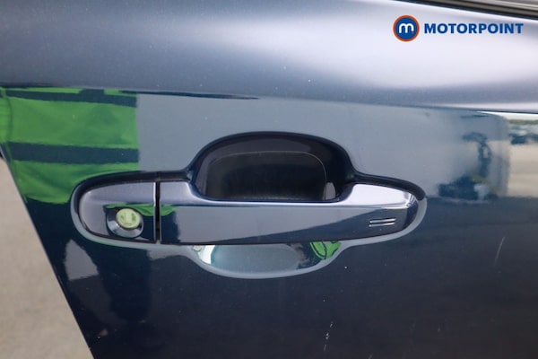 Used Toyota C-HR 2023 for sale - 76222844: Photo 30