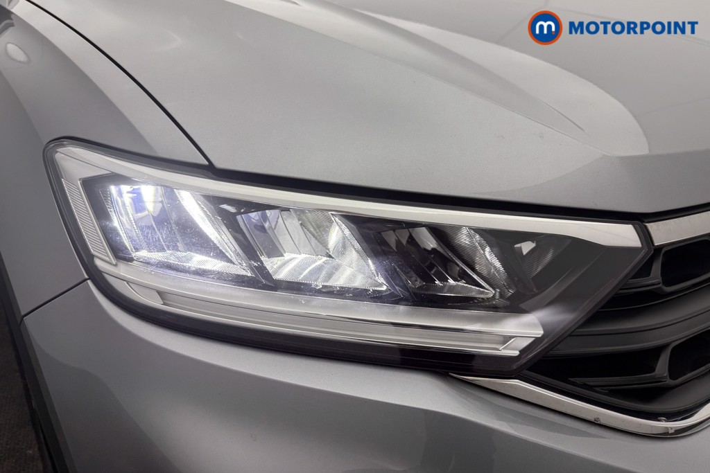 Used Volkswagen T-Roc 2023 for sale - 77804662: Photo 21