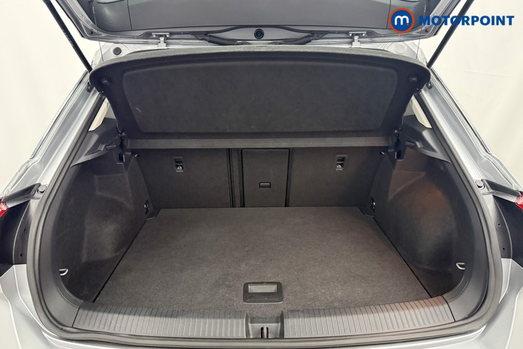 Used Volkswagen T-Roc 2023 for sale - 77804662: Photo 32