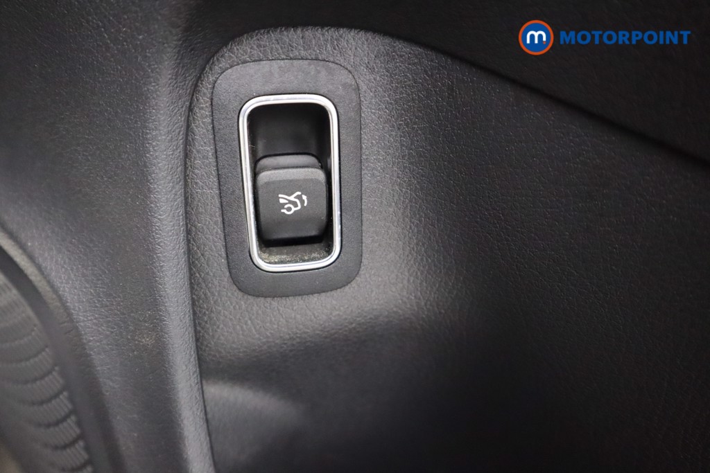 Used Mercedes-Benz CLA 2020 for sale - 76878779: Photo 31