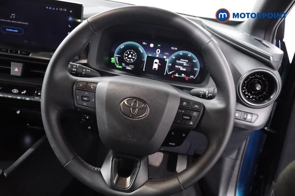 Used Toyota C-HR 2024 for sale - 75960338: Photo 15