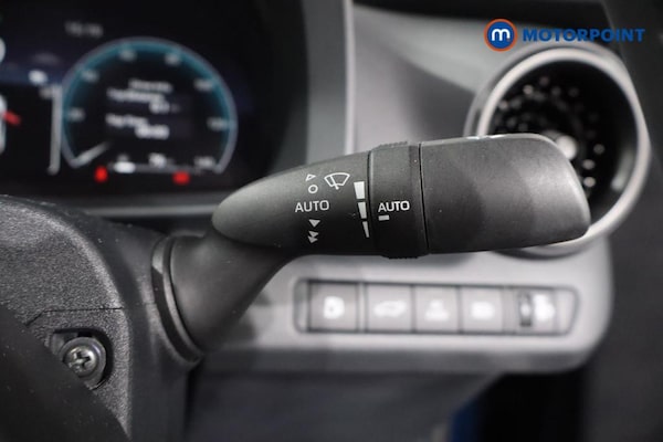 Used Toyota C-HR 2024 for sale - 75960338: Photo 22