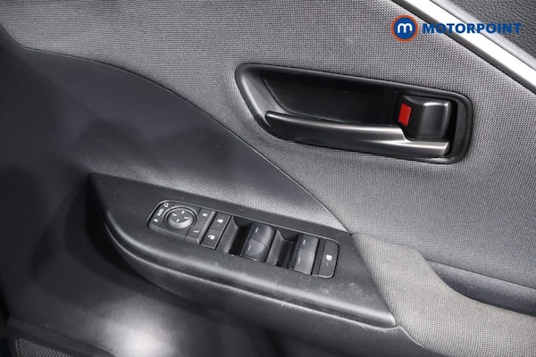 Used Toyota C-HR 2024 for sale - 75960338: Photo 25