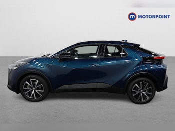 Used Toyota C-HR 2024 for sale - 75960338: Photo 4