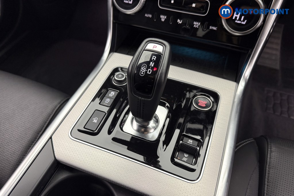 Used Jaguar XE 2023 for sale - 76946300: Photo 12