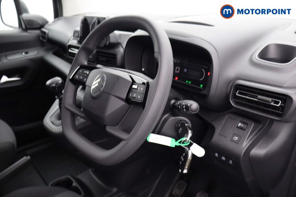 Used Citroen Berlingo 2025 for sale - 76442521: Photo 11