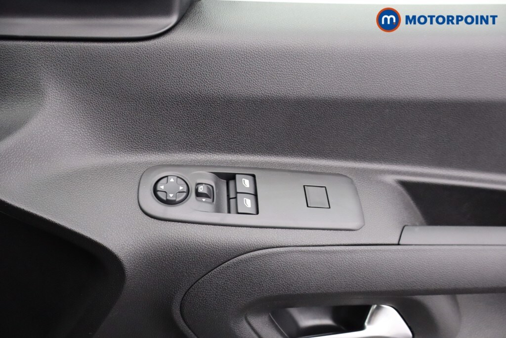 Used Citroen Berlingo 2025 for sale - 76442521: Photo 19