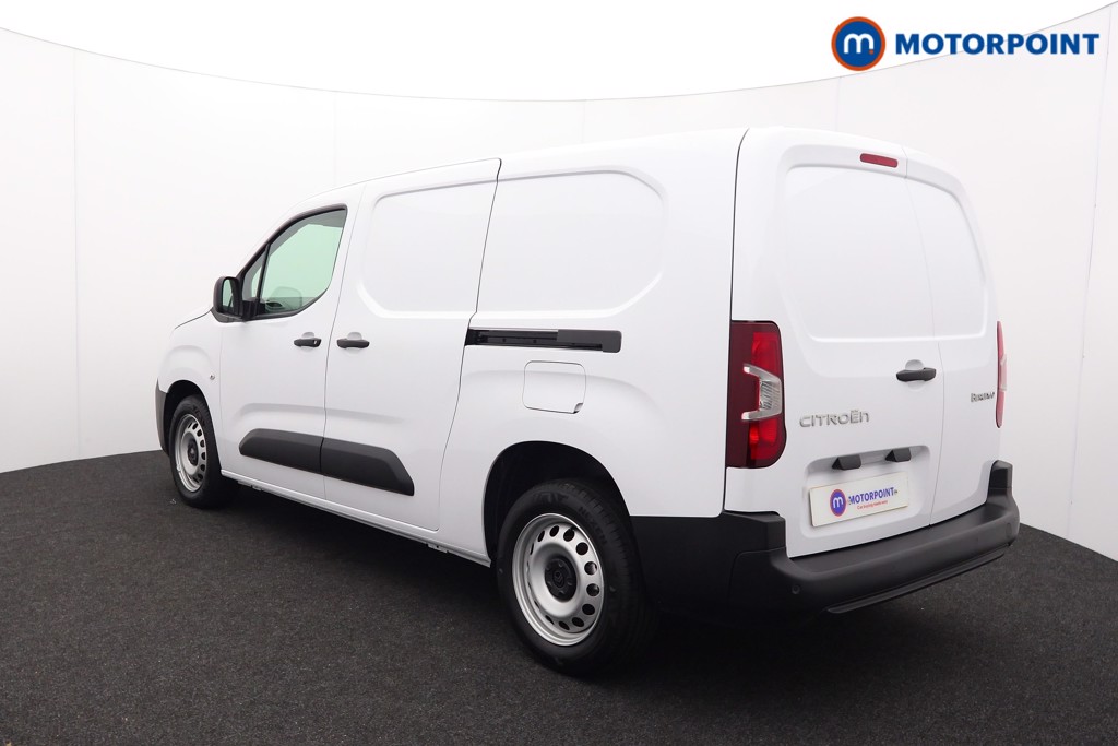 Used Citroen Berlingo 2025 for sale - 76442521: Photo 5