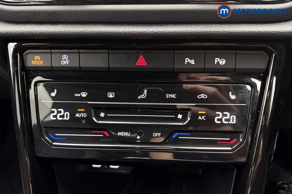 Used Volkswagen T-Roc 2025 for sale - 77168170: Photo 21