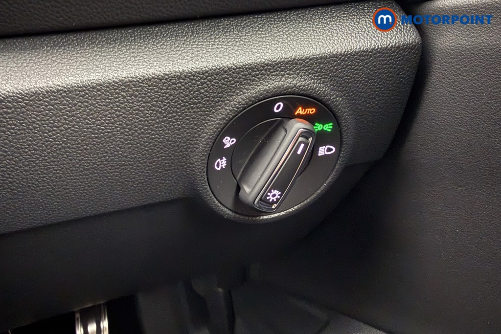 Used Volkswagen T-Roc 2025 for sale - 77168170: Photo 25