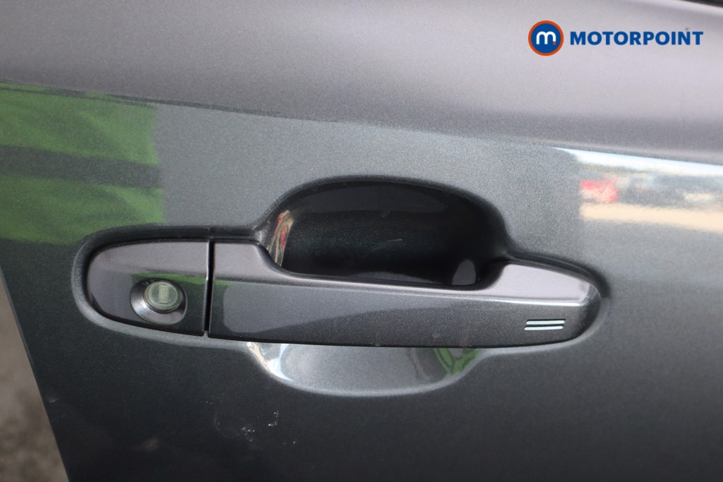 Used Toyota C-HR 2018 for sale - 76344893: Photo 29