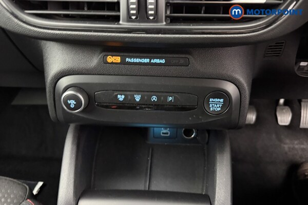 Used Ford Focus 2023 for sale - 76067821: Photo 18