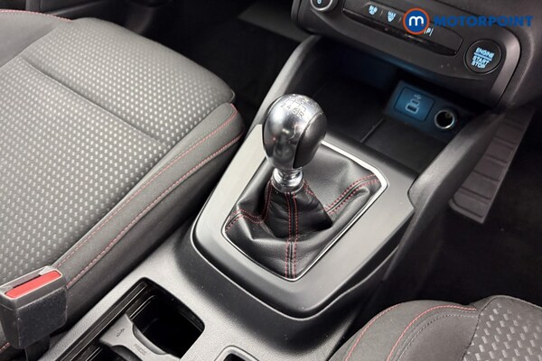 Used Ford Focus 2023 for sale - 76067821: Photo 19