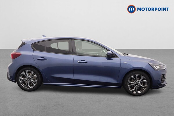 Used Ford Focus 2023 for sale - 76067821: Photo 8