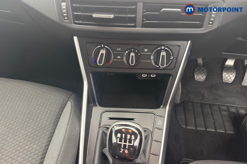 Used Volkswagen Polo 2024 for sale - 76958173: Photo 11