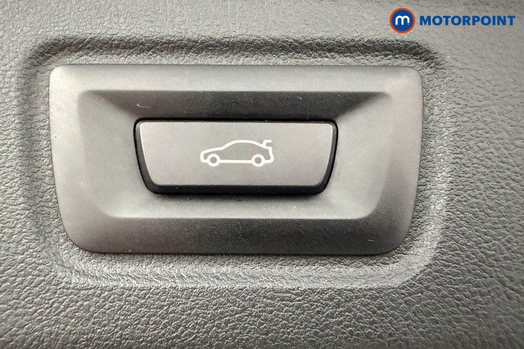 Used BMW i4 2024 for sale - 78012243: Photo 36