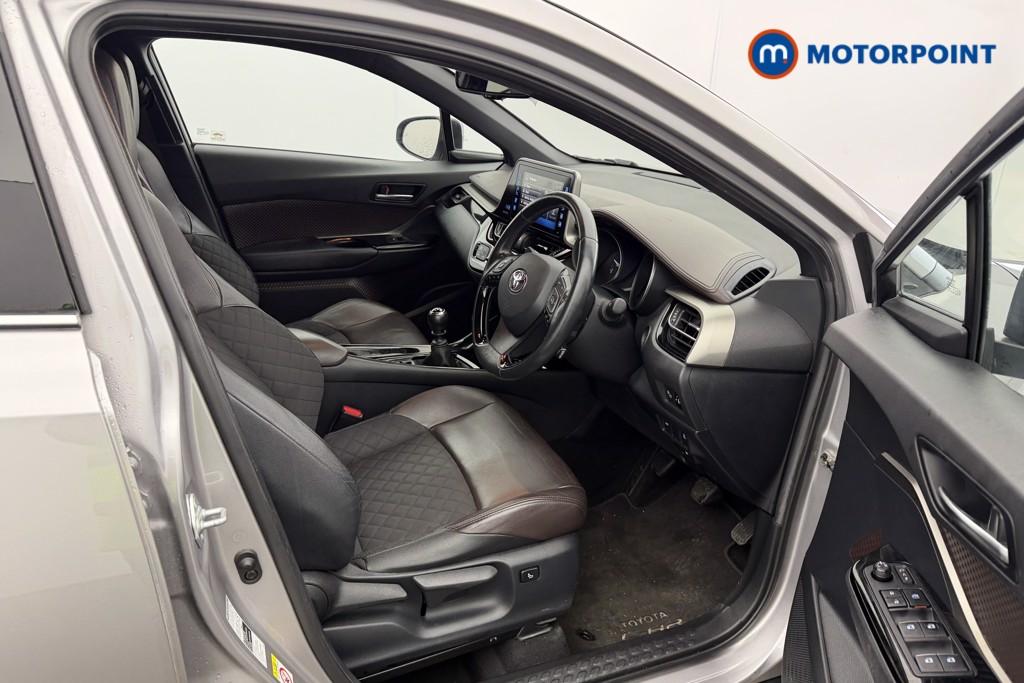 Used Toyota C-HR 2018 for sale - 77435798: Photo 29