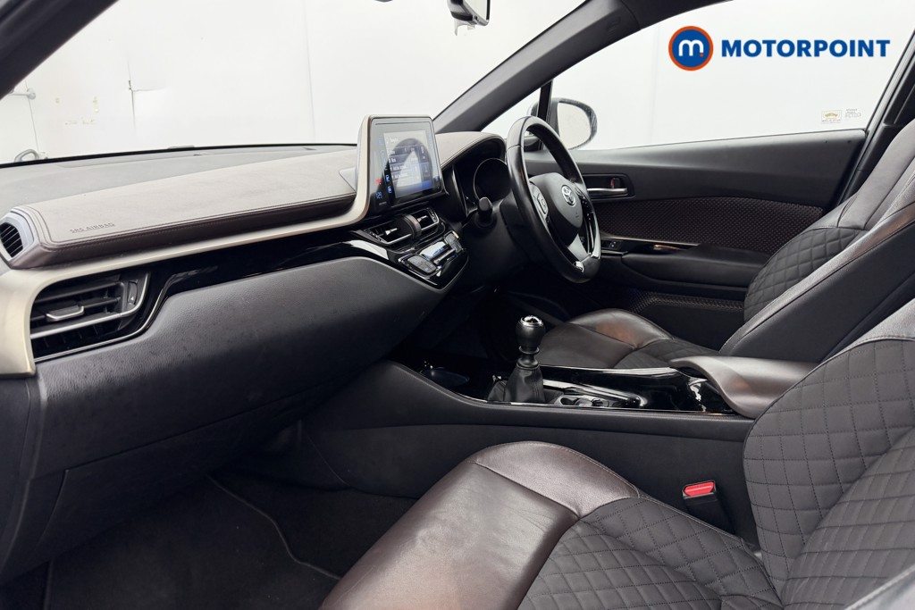 Used Toyota C-HR 2018 for sale - 77435798: Photo 39