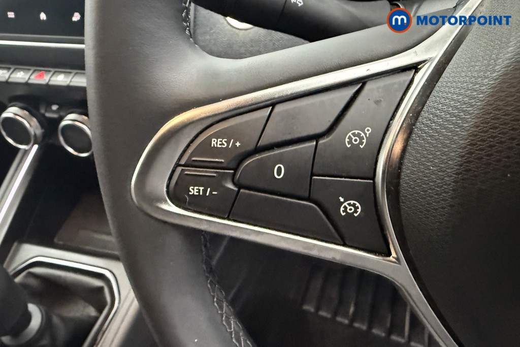 Used Renault Clio 2024 for sale - 77148896: Photo 11