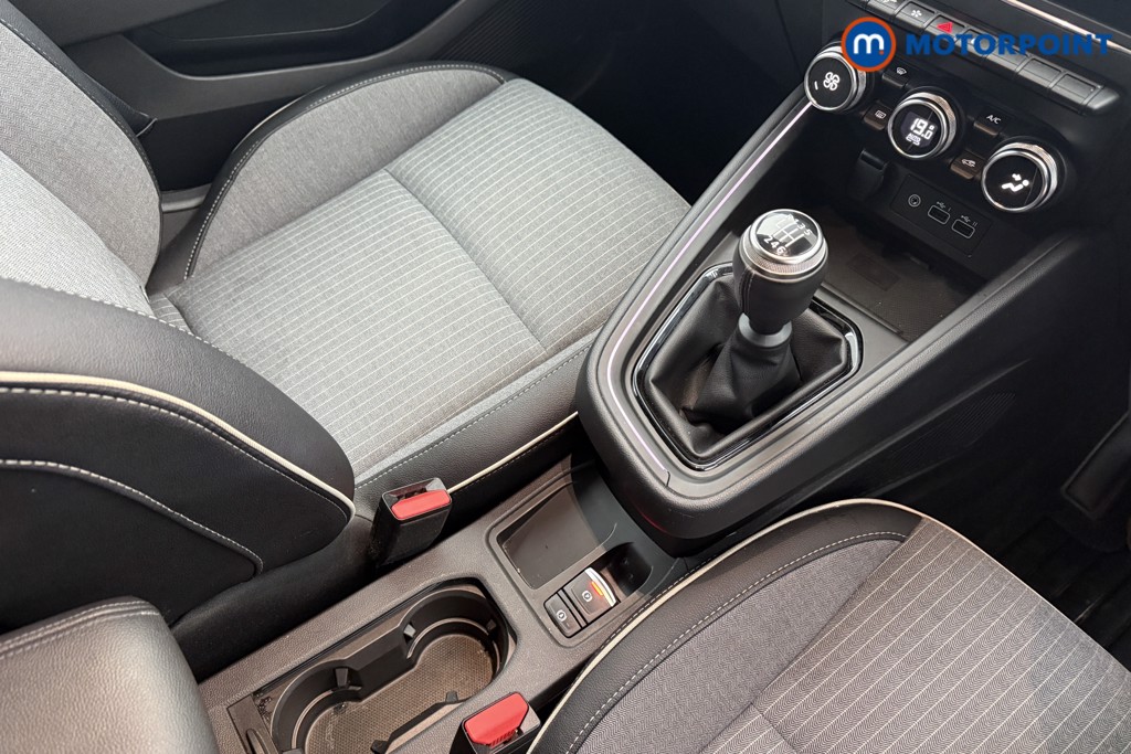 Used Renault Clio 2024 for sale - 77148896: Photo 24