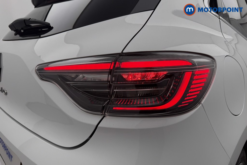 Used Renault Clio 2024 for sale - 77148896: Photo 32