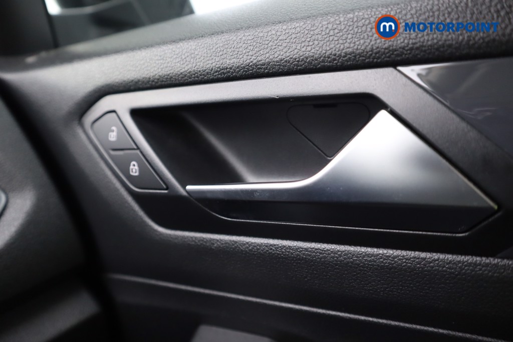 Used Volkswagen T-Roc 2018 for sale - 76734515: Photo 17