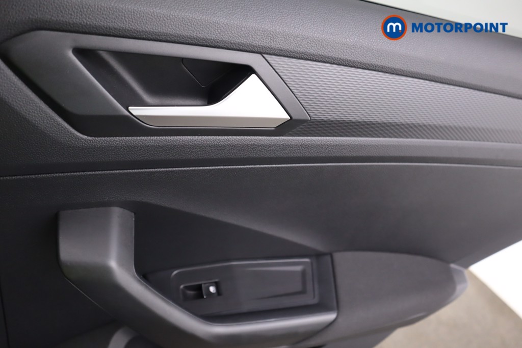 Used Volkswagen T-Roc 2018 for sale - 76734515: Photo 26