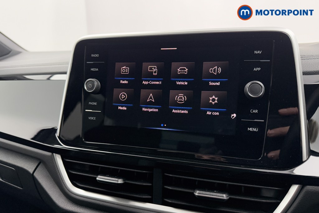 Used Volkswagen T-Roc 2024 for sale - 77450664: Photo 15