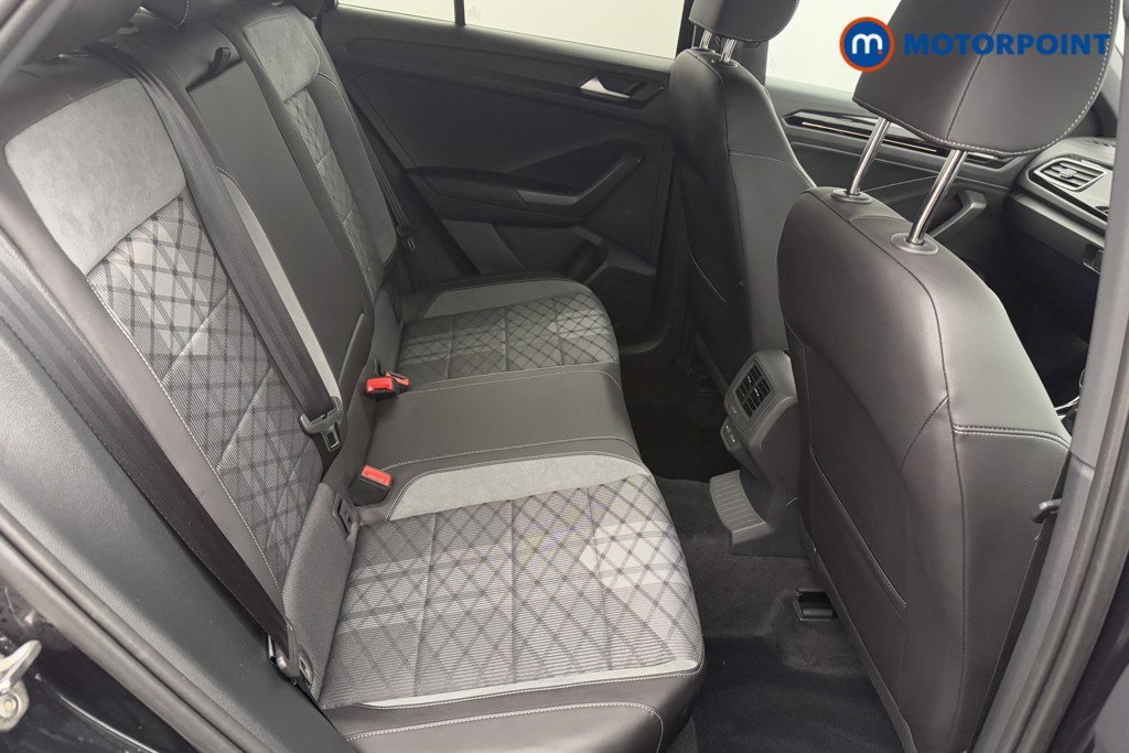 Used Volkswagen T-Roc 2024 for sale - 77450664: Photo 30