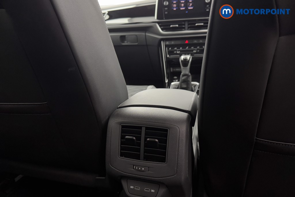 Used Volkswagen T-Roc 2024 for sale - 77450664: Photo 31