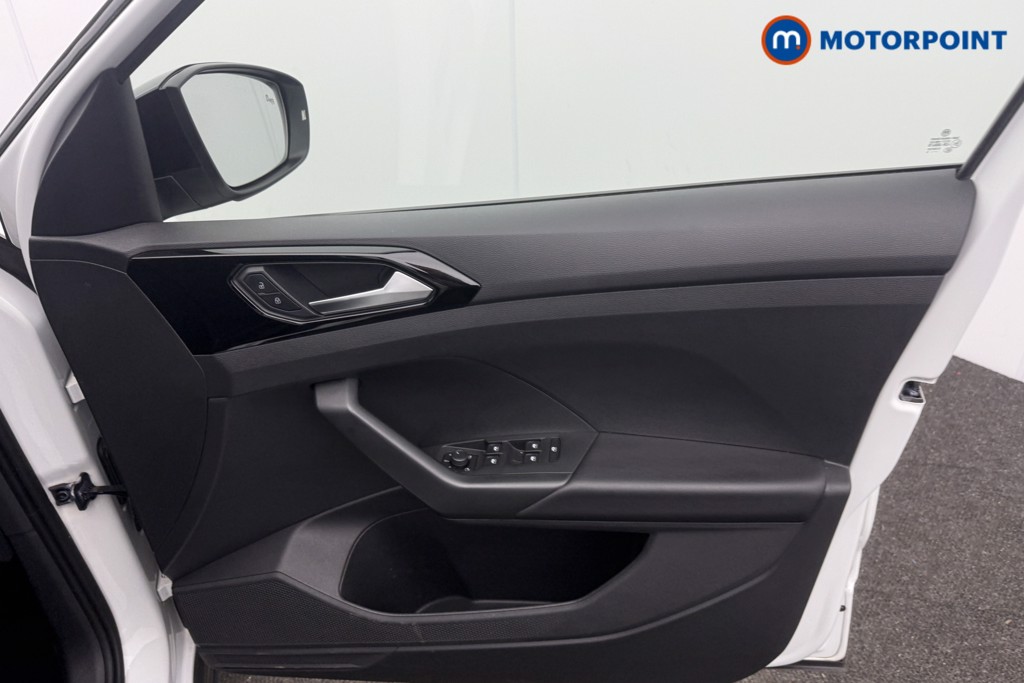 Used Volkswagen T-Cross 2023 for sale - 77997944: Photo 16