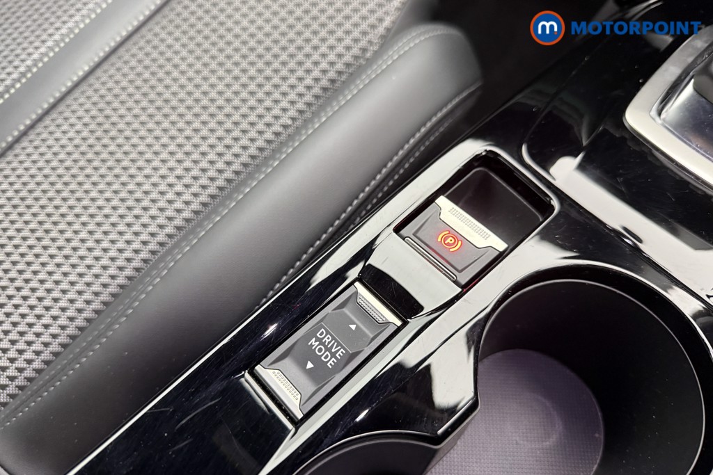 Used Peugeot 2008 2021 for sale - 76949376: Photo 15