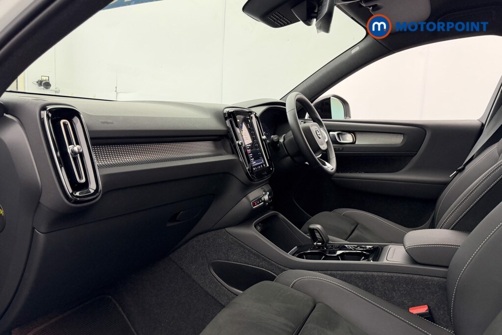 Used Volvo XC40 2024 for sale - 77555489: Photo 41